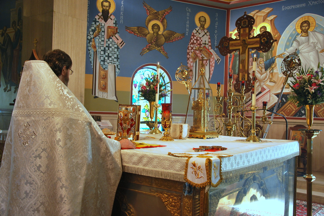 алтарь внутри
